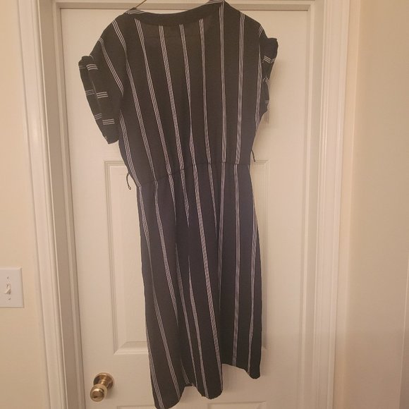 $10 Clean Out Sale - Picture 2 of 3